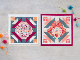 Flower Breeze blok 1 til dine patchwork projekter . Du kan bruge den i en quilt elle til dækkeservietter. Mønsteret er gratis og kan frit downloades her hos Andersen Design Lab